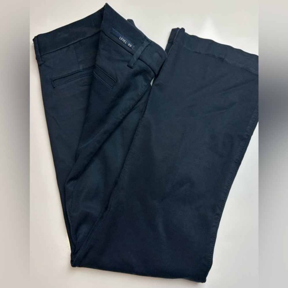Level 99 Rochelle High Rise Crop Straight‎ Leg Pants